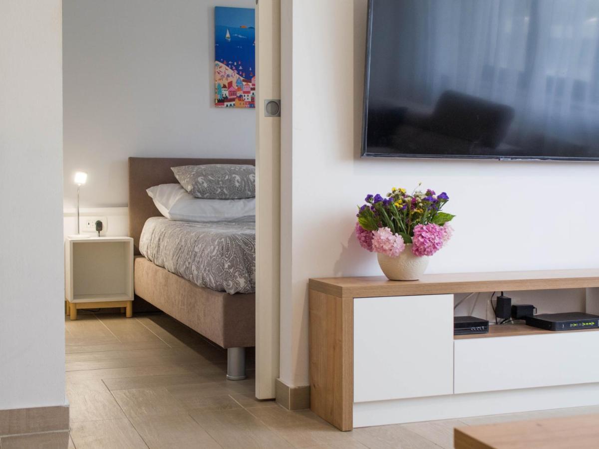 Apartman Adeari Zagabria Esterno foto